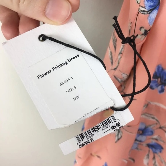 Ali & Jay | Pink Floral Button Down Dress - E35 - Picture 7 of 7